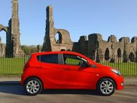 Używany Vauxhall Viva 75 KM (55 kW) 2017 Czerwony Hatchback
