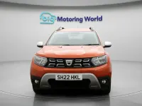 Second-hand Dacia Duster Prestige 150 CP (110 kW) 2022 Portocaliu SUV