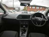 Begagnad Seat Leon SE Dynamic 110 HK (80 kW) 2018 Silver Halvkombi