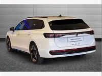 Used VW Passat R-line 272 HP (200 kW) 2024 Pure white Estate