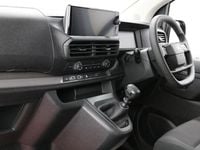 Begagnad Citroën Dispatch 120 HK (88 kW) 2025 Vit Minibuss