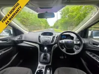 Begagnad Ford Kuga Zetec 163 HK (119 kW) 2014 Vit SUV