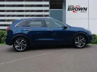 Used Kia Niro 2017 Blue SUV