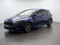 Used Ford Focus ST 185 HP (136 kW) 2017 Blue Hatchback