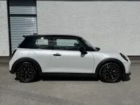 Used Mini Cooper S Exclusive 204 HP (150 kW) 2025 White Hatchback