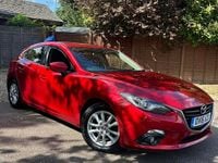 Used Mazda 3 105 HP (77 kW) 2016 Red Hatchback