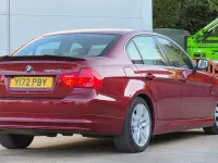 Used BMW 325 204 HP (150 kW) 2010 Red Sedan