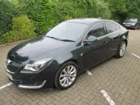 Second-hand Vauxhall Insignia Elite 2017 Verde Hatchback