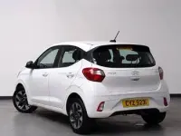 Używany Hyundai i10 Advanced 79 KM (58 kW) 2024 Biały Hatchback