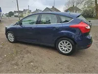 Begagnad Ford Focus Titanium 115 HK (84 kW) 2012 Blå Halvkombi