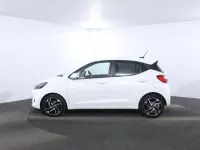 Used Hyundai i10 Premium 67 HP (49 kW) 2021 White Hatchback