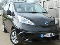 Used Nissan e-NV200 Tekna 80 kW (109 HP) 2016 Black MPV