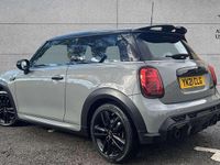 Usado Mini Cooper Hatch 134 CV (98 kW) 2021 Gris Utilitario