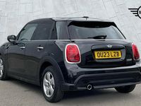 Usado Mini Cooper Classic 134 HP (98 kW) 2023 Preto Citadino