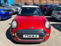 Usado Mini Cooper Hatch 136 CV (100 kW) 2014 Rojo Utilitario