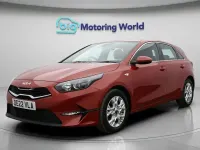 Używany Kia Ceed 120 KM (88 kW) 2021 Czerwony Hatchback