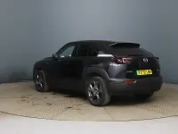 Usado Mazda MX30 Exclusive-Line 106 kW (145 CV) 2022 Negro SUV