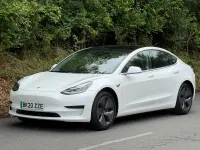 Used Tesla Model 3 Standard Range 239 kW (325 HP) 2020 White Sedan