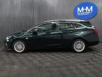 Used Vauxhall Astra Elite 150 HP (110 kW) 2017 Green Estate