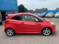 Used Ford Ka 69 HP (50 kW) 2010 Red Hatchback