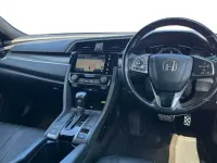 Used Honda Civic Prestige 182 HP (133 kW) 2018 Rallye red