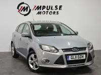 Used Ford Focus Zetec 125 HP (91 kW) 2011 Silver Hatchback