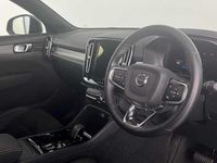 Usado Volvo XC40 Ultimate 194 HP (142 kW) 2023 SUV