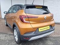 Used Renault Captur Iconic 91 HP (66 kW) 2021 Orange SUV