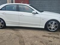 Used Mercedes E220 170 HP (125 kW) 2012 White Sedan