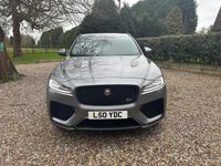 Second-hand Jaguar F-Pace Supercharged 550 CP (404 kW) 2019 Gri SUV
