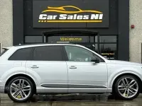 Używany Audi Q7 Black Edition 286 KM (210 kW) 2019 Srebrny SUV