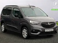 Usado Vauxhall Combo Design Edition 100 kW (136 CV) 2023 Gris Monovolumen