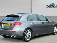 Usado Mercedes A180 Executive 136 CV (100 kW) 2020 Gris Utilitario