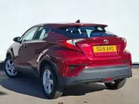 Usado Toyota C-HR 115 HP (84 kW) 2019 Vermelho SUV
