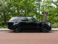 Used Land Rover Range Rover HSE 440 HP (323 kW) 2023 Black SUV