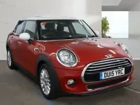 Begagnad Mini Cooper 2015 Röd Halvkombi