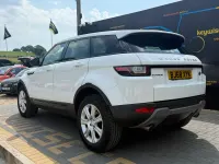 Used Land Rover Range Rover evoque SE 2018 White Estate