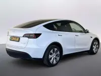 Used Tesla Model Y Long Range AWD 286 kW (389 HP) 2022 White SUV