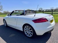 Used Audi TT Roadster 160 HP (117 kW) 2010 White Cabriolet