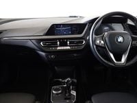 Used BMW 118 Sport Line 138 HP (101 kW) 2019 Silver Hatchback