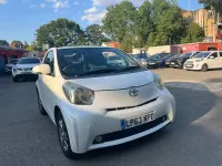Used Toyota iQ 2014 White Hatchback
