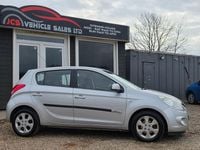 Used Hyundai i20 Comfort 99 HP (72 kW) 2010 Silver Hatchback