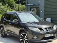 Used Nissan X-Trail Tekna 163 HP (119 kW) 2015 Green SUV