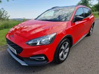 Used Ford Focus Active 120 HP (88 kW) 2022 Red Estate