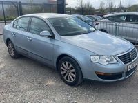 Usado VW Passat S 105 HP (77 kW) 2006 Azul Sedan