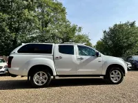 Used Isuzu D-Max 160 HP (117 kW) 2017 White Pickup