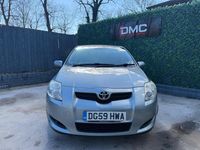 Used Toyota Auris 101 HP (74 kW) 2009 Silver Hatchback