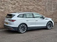 Used Skoda Enyaq iV 119 kW (163 HP) 2022 White SUV