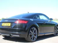 Begagnad Audi TT Black Edition 230 HK (169 kW) 2018 Svart Sportkupé