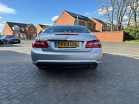 Begagnad Mercedes E350 2009 Silver Sportkupé
